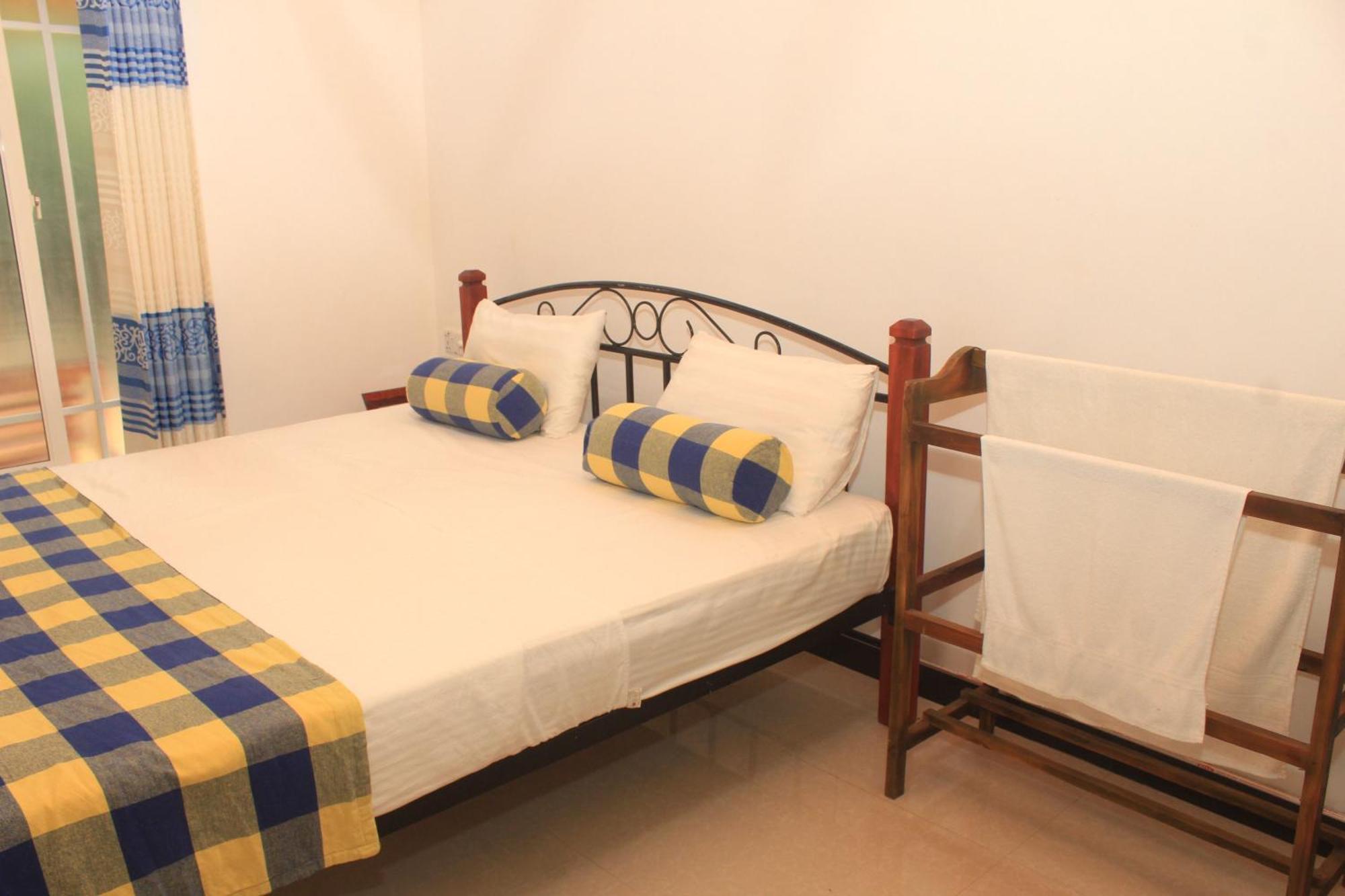 Gimhani Guest House Хабарана Экстерьер фото